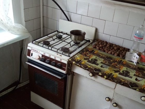 Центр Сквири, вул.М.Рильського, 2-кімнатна з косметичним ремонтом Сквира