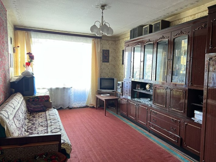 Ексклюзив. Продам 3х кімнатну квартиру з своїм опаленням в Узині - фото 1