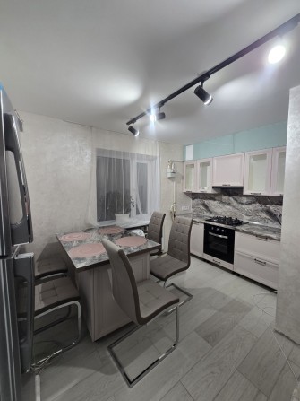 Продаж 3кім квартири з капітальним ремонтом - фото 1