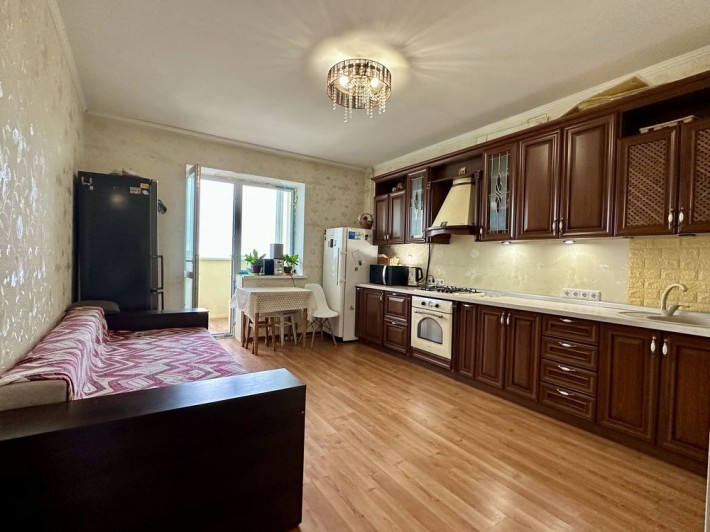 Продаж просторої 2к.квартири вул. Вокзальна 53 , смт Глеваха Київ.обл - фото 1