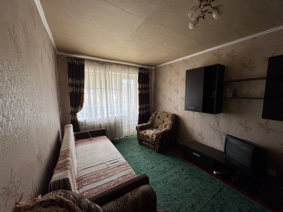 Однокімнатна квартира з ремонтом та меблями Немішаєве