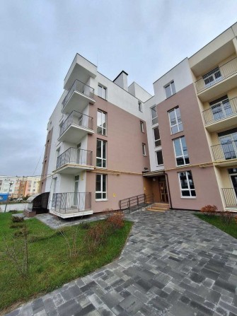 Однокімнатна квартира з балконом в зданому будинку! Є газ! - фото 1