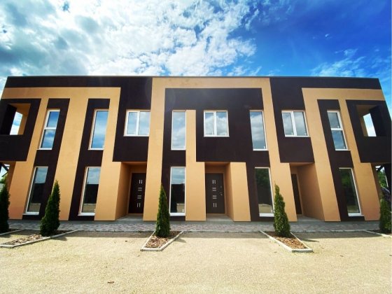 Таунхаус Смарт квартира з терасою та паркомісцем.З документами! Кедина Гора