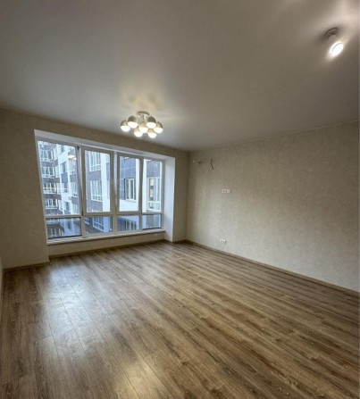 Найкраща локація! Квартира варта Вашої уваги! - фото 1