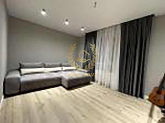 Продається 3-х кімнатна квартира в с.Зазим'я , Броварський р-н Зазимье