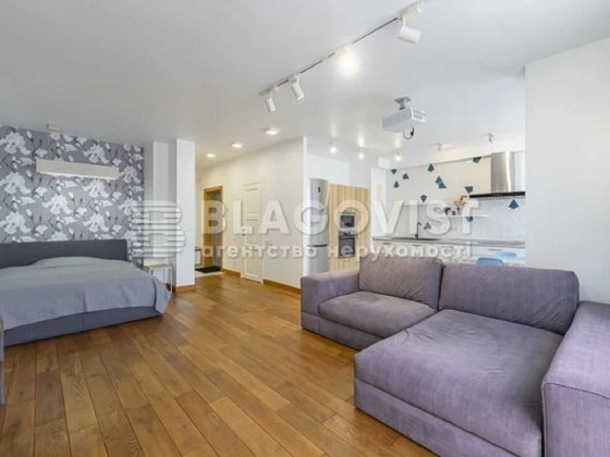 3к Продаж, Метрологічна, 109а   ЖК "Кришталеві джерела" Хотів