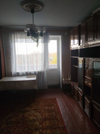 Продається трьох кімнатна квартира - фото 1