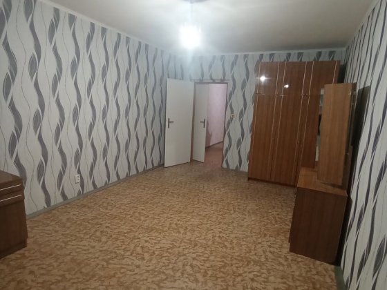 Продам 2х квартиру чеського планування на 9 поверху Долинская