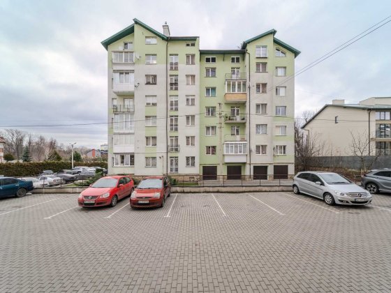 Квартира з видом на парк у м. Винники Винники