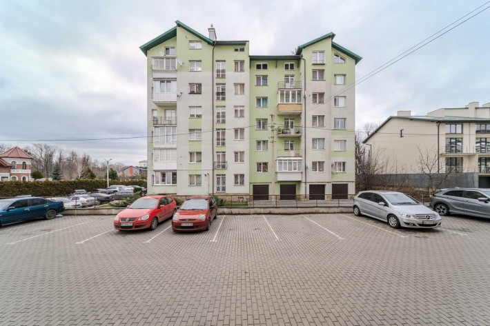 Квартира з видом на парк у м. Винники - фото 1