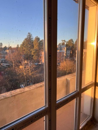 Продається  2 кім. квартира в Брюховичах по вул. Ясна (дворівнева) - фото 1