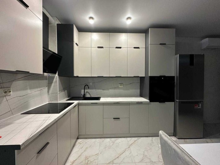 Продаж 1 кім квартира з Ремонтом вул. Незалежності /Новобуд/Брюховичі - фото 1