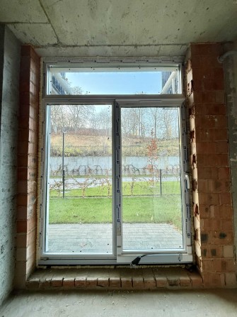 Продаж 1к квартири + власна прибудинк. територія + паркомісце + комора - фото 1