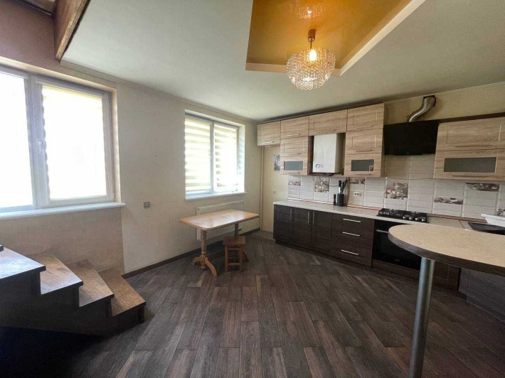 Продаж 4 кімнатної квартири м. Винники - фото 1