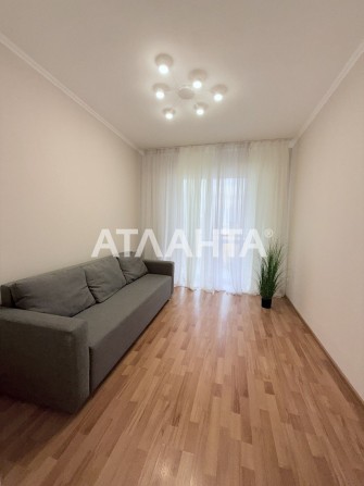 Трикімнатна квартира в новобудові з євроремонтом - фото 1