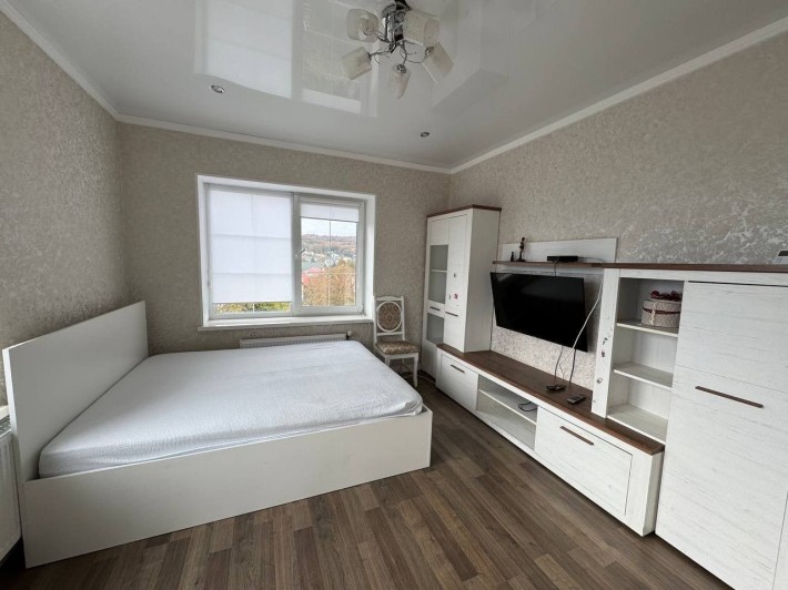 Продаж 1кім. квартири в новобудові з мансардою - фото 1