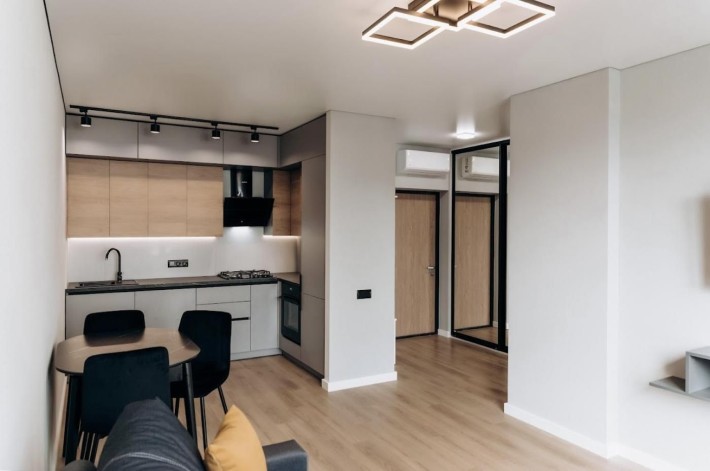 Продаж / Квартира / Є ОСЕЛЯ/ Героїв Майдану, Сокільники - фото 1