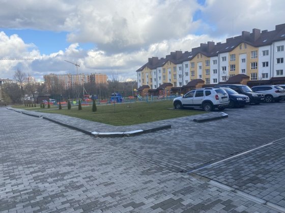 Продаж 2кім квартири з ремонтлм на вул Героїв Крут Сокільники Сокольники