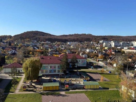 Продаж дворівневої кв. у самому серці Винник вул. Сухомлинського, 14 Винники