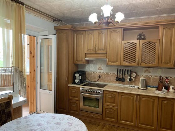 Продаж 3-к квартири Вишняківська, 7а Дарницький район Київ