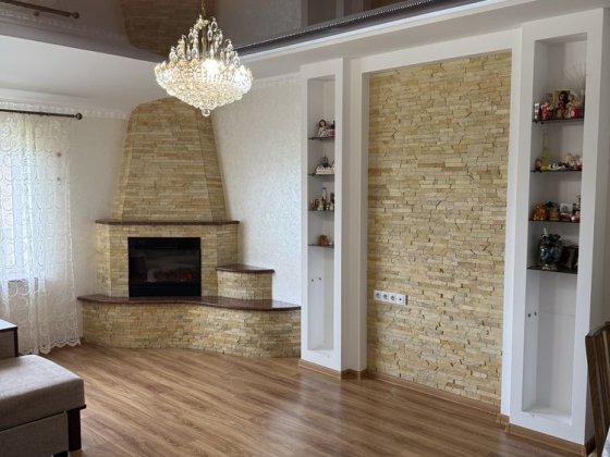 Продам 2-х кімнатну квартиру у м. Жовква Жовква