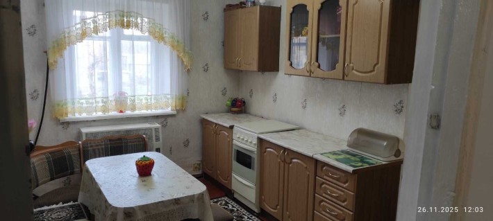 Чотири кімнатна Квартира і Магазин - фото 1