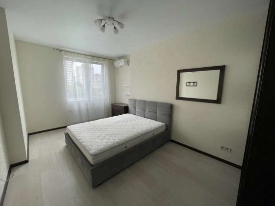 Продаж 1-к квартири вул. Мелетія Смотрицького 26в Київ