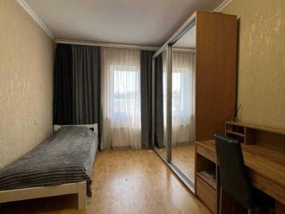 Продам 1-кімнатну квартиру на Ленпоселку — з ремонтом та меблями! Авангард