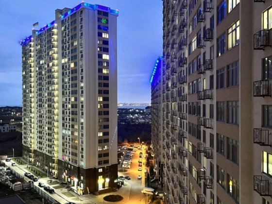 Продам 2 комн ЖК 47 Жемчужина! Сданный дом! Кадорр Поселок Котовского Крижанівка