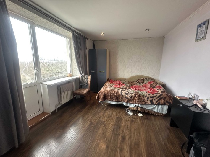 Продается светлая квартира пгт Великодолинское - фото 1