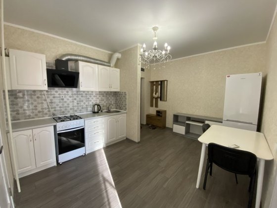 2-комнатная квартира с новым ремонтом — заходи и живи! от хозяина Лески