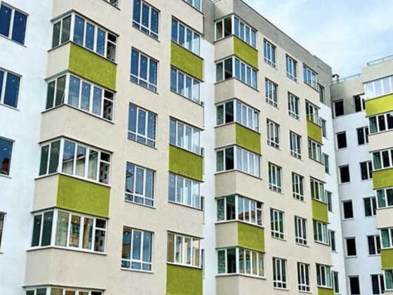 Продам однокімнатну  кімнатну квартиру в ЖК "Маріїнський". Великодолинское