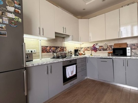 У продажу 2х.кімнатна квартира у жк Маріїнський Великодолинське Великодолинское