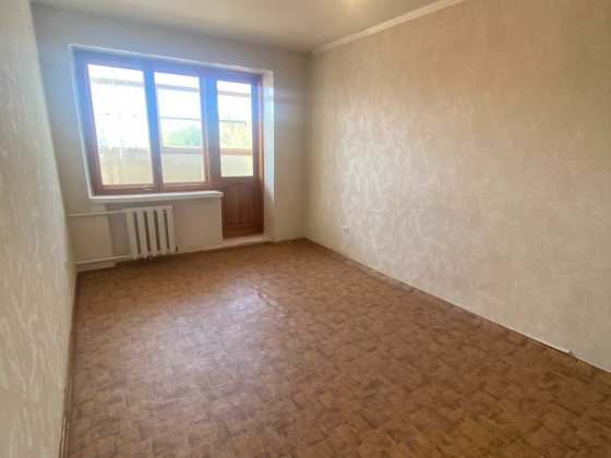 3 кімнатна квартира з індивідуальним опаленням Великодолинское