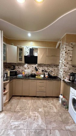 Продам 1- комн.кв на ЖМ Радужный с капитальным ремонтом.Таирова - фото 1