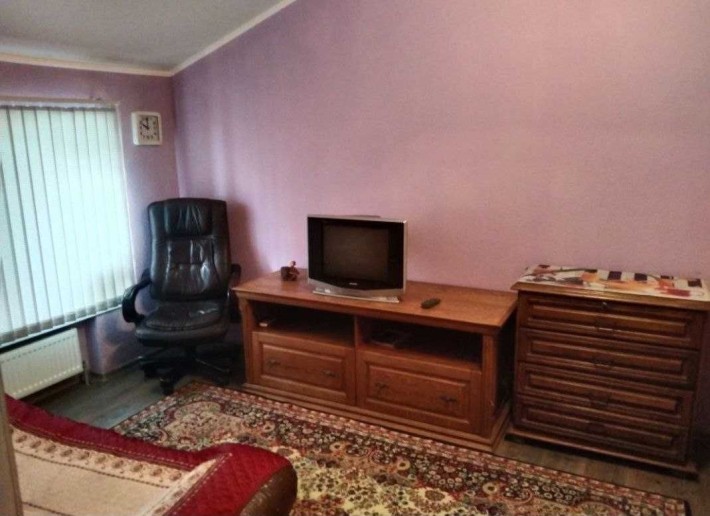 Продам 1 комнатную квартиру в кирпичном доме - фото 1