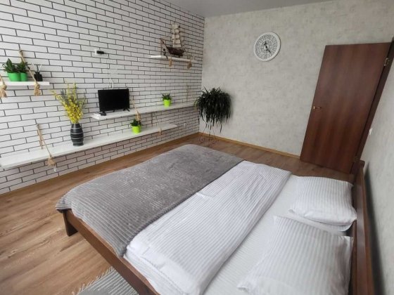 Квартира з ремонтом у ЖК Сьоме небо Авангард