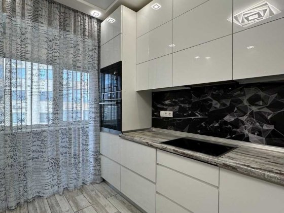 Продам 2-к. квартиру с ремонтом в  ЖК "30 Жемчужина"/ул.Сахарова Лески