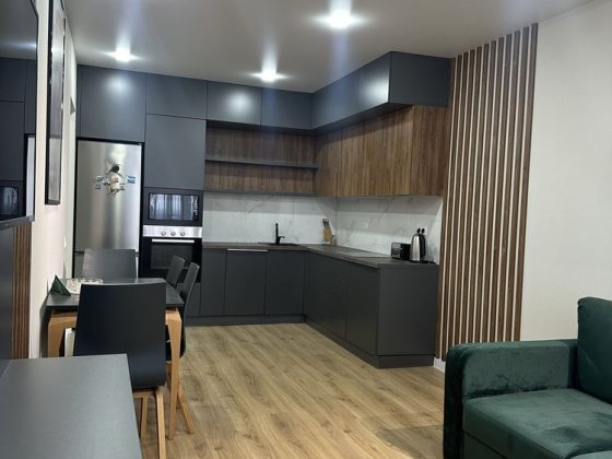 Продам 2 комнатную квартиру с мебелью и техникой. Кадорр Лиманка