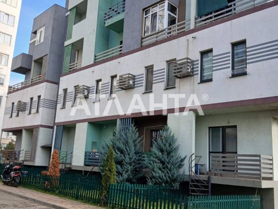 Однокімнатна в ЖК Смарт Бочарова Сахарова Крыжановка