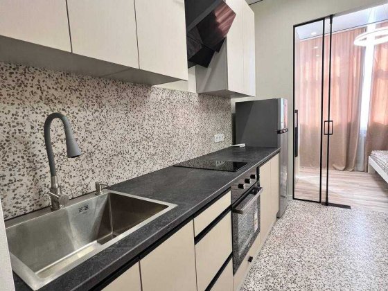 Продам красивый СМАРТ с отдельной спальней на Бочарова/ЖК "Смарт-Сити" Крижанівка