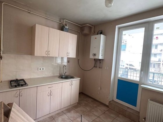 Продам однокомнатную ЖК 7 Небо! Новый дом! Первый этаж! Авангард