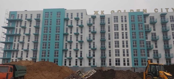 Продам квартиру в ЖК Голден Сити - фото 1