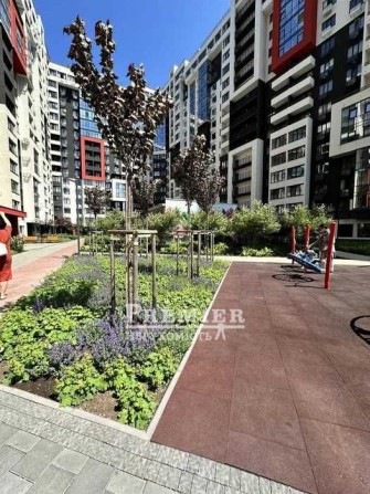 2 комнатная квартира 64 м2 с Большой кухней в ЖК Таировские Сады - фото 1