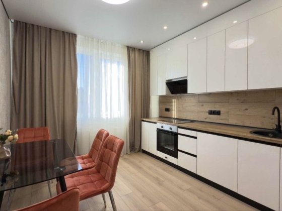 53 Жемчужина продам 1 комнатную квартиру с новым ремонтом Лиманка