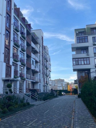 Продам квартиру на Котовського в зданому ЖК"Smart Siti" ! - фото 1