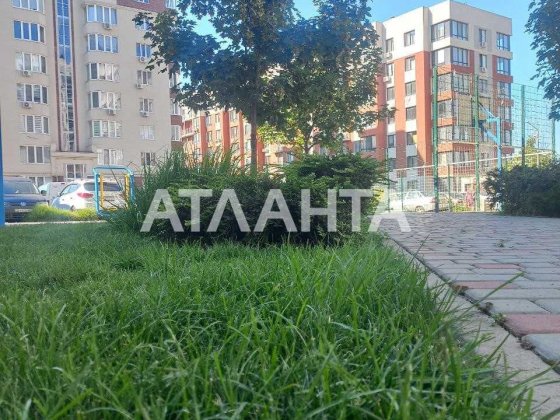 Продоется однокомнатная квартира в ЖК Золотая Эра,готовы на программы Крижанівка