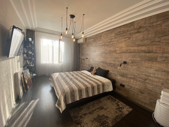 Срочно! Двухкомнатная на Радужном Лиманка