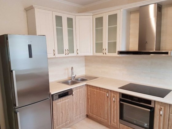 Продам 1 комнатную ЖК Радужный. Дом автономный. Лиманка