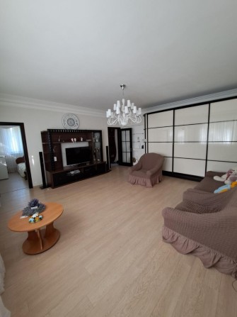 Продам двухуровневую квартиру аналог частного дома (225-555) - фото 1